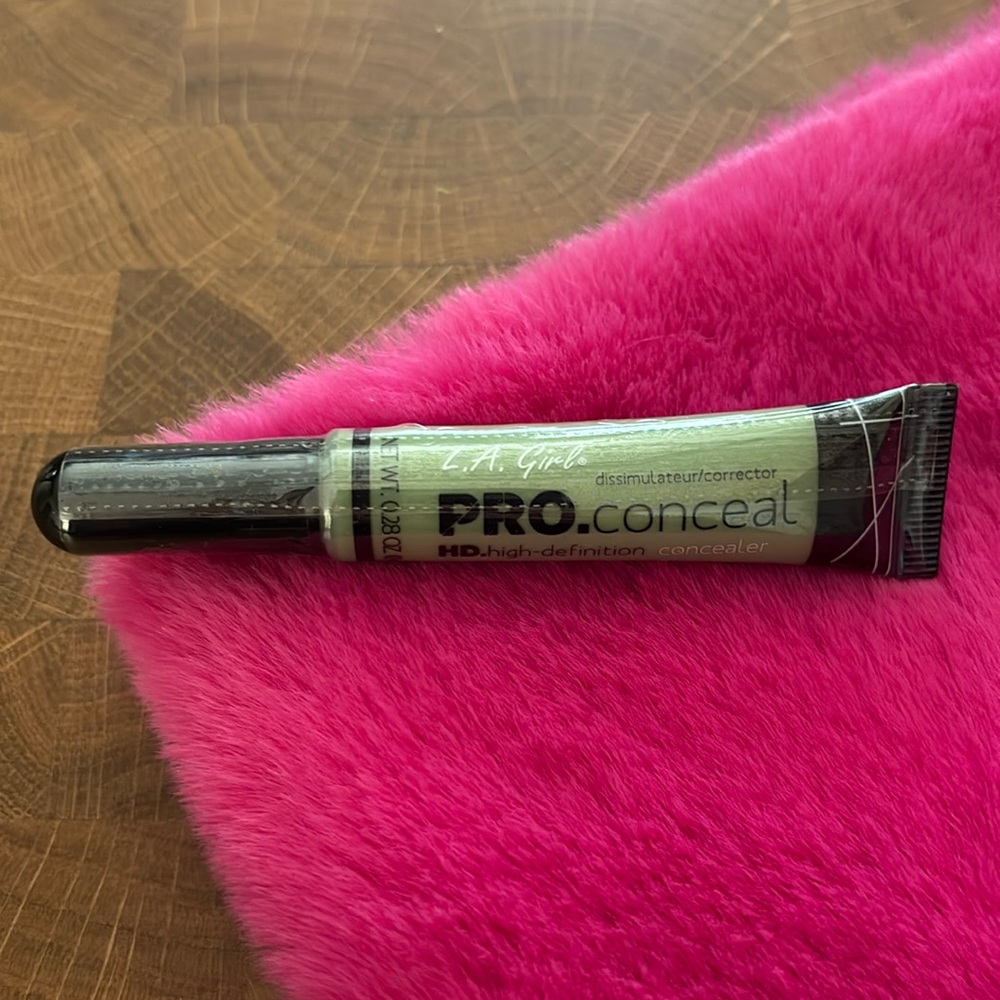 3 for $15/L.A. Girl Pro Conceal High Definition Concealer (Green)